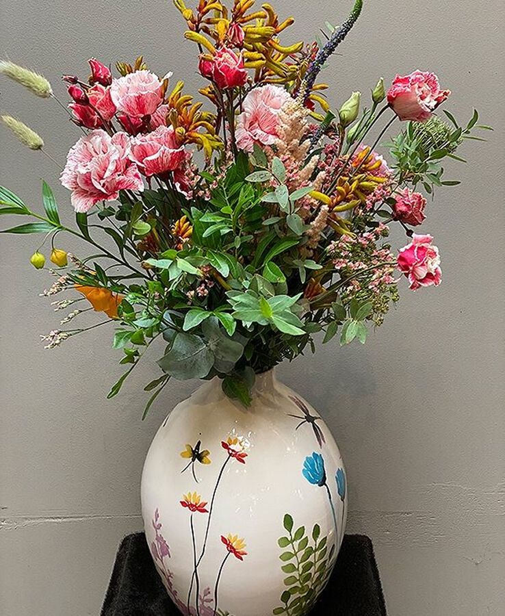 Bunte Blumen in einer Vase